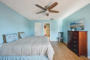 128th Ave N-S2202-030.jpg