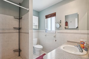 128th Ave N-S2202-035.jpg