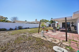 128th Ave N-S2202-047.jpg