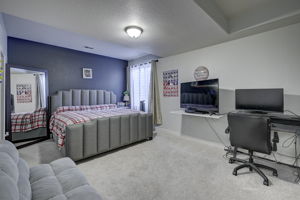  Photo 48