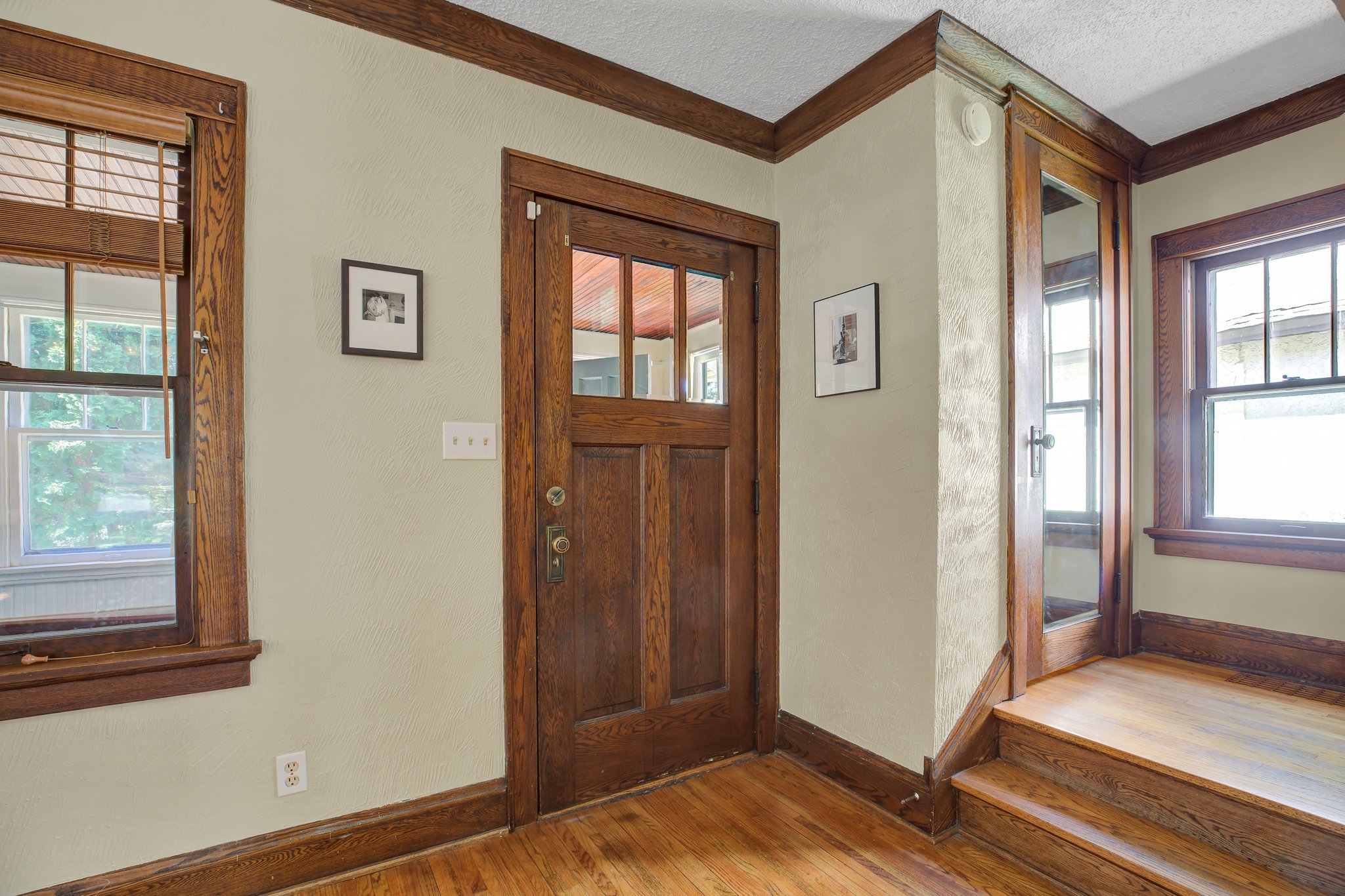 1092 Chatsworth St N, Saint Paul, MN 55103 | Nordy Photography