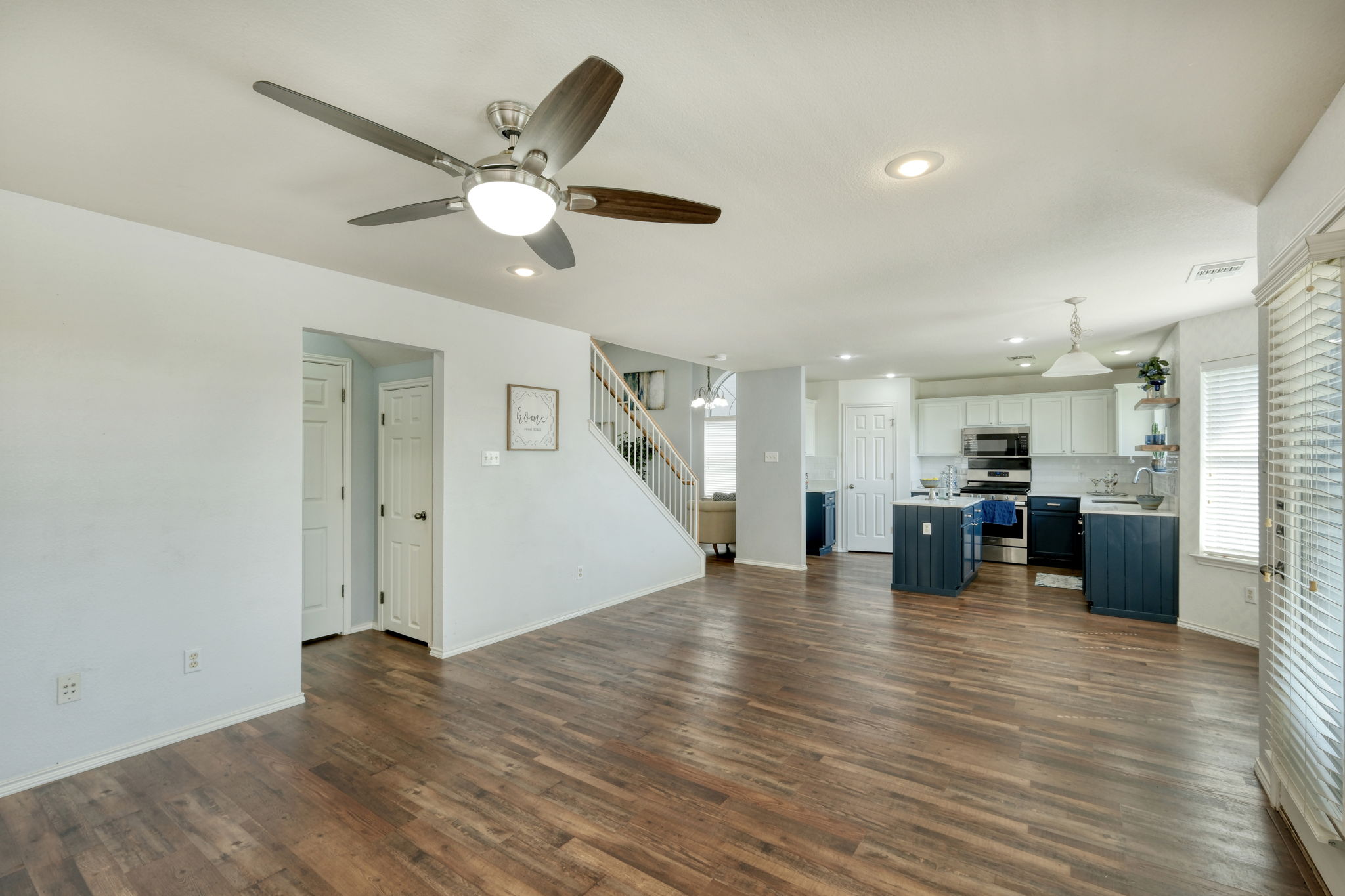 Family Room/Eating Area/Kitchen