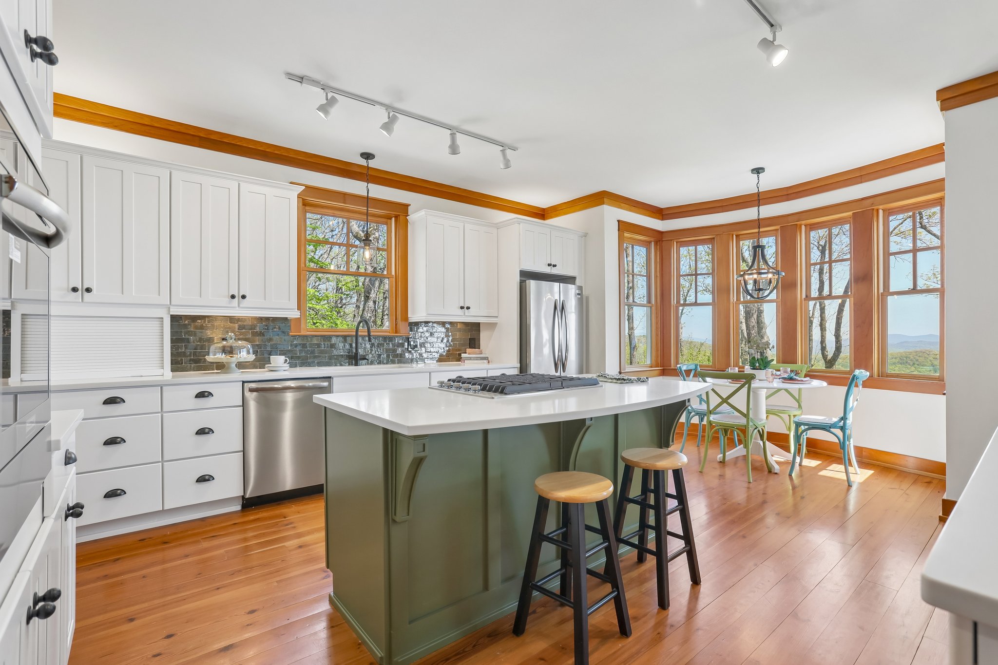 Lower Sassafras Pkwy-S2304-013.jpg