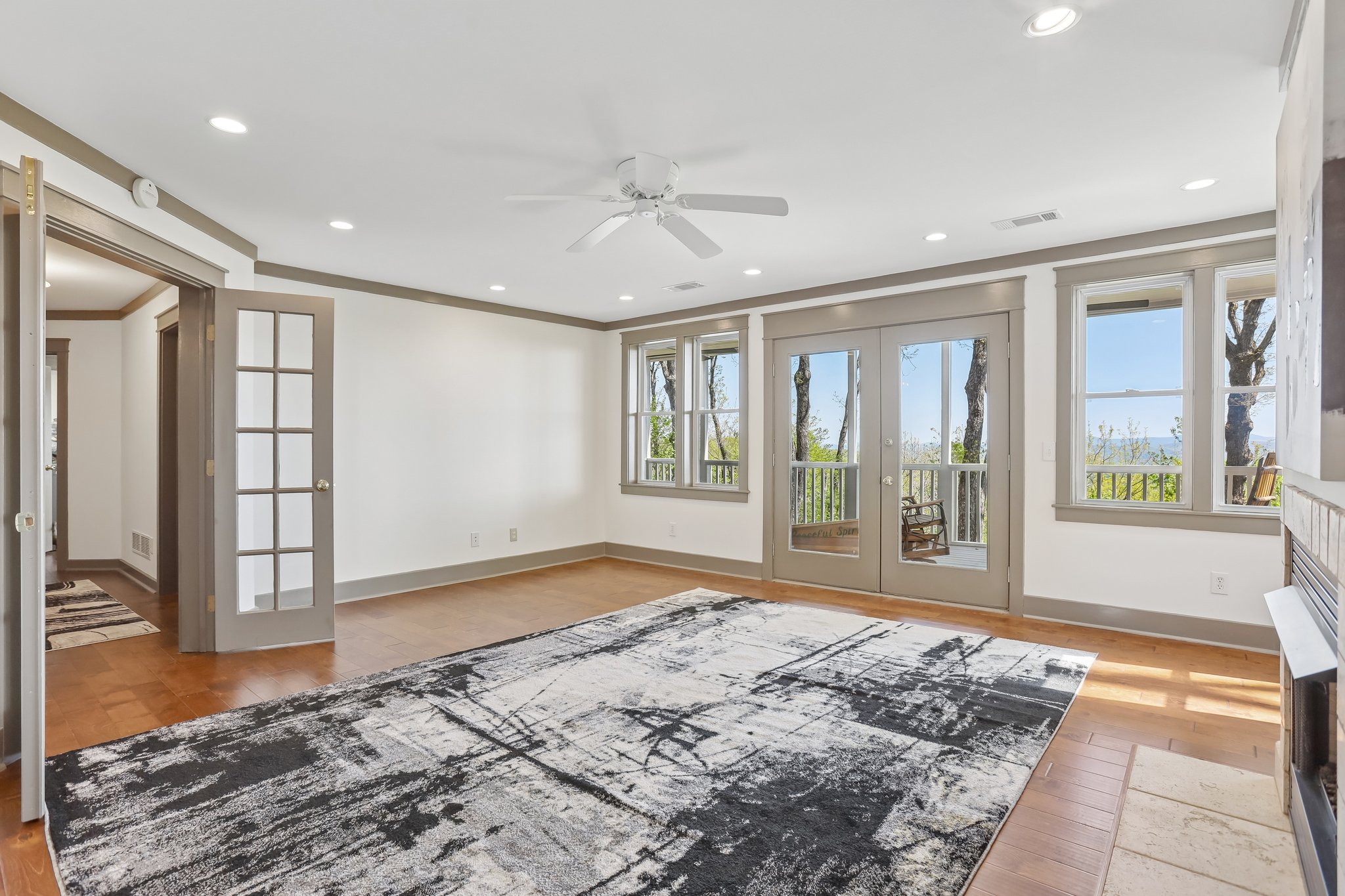 Lower Sassafras Pkwy-S2304-022.jpg