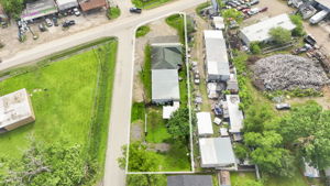  Photo 42