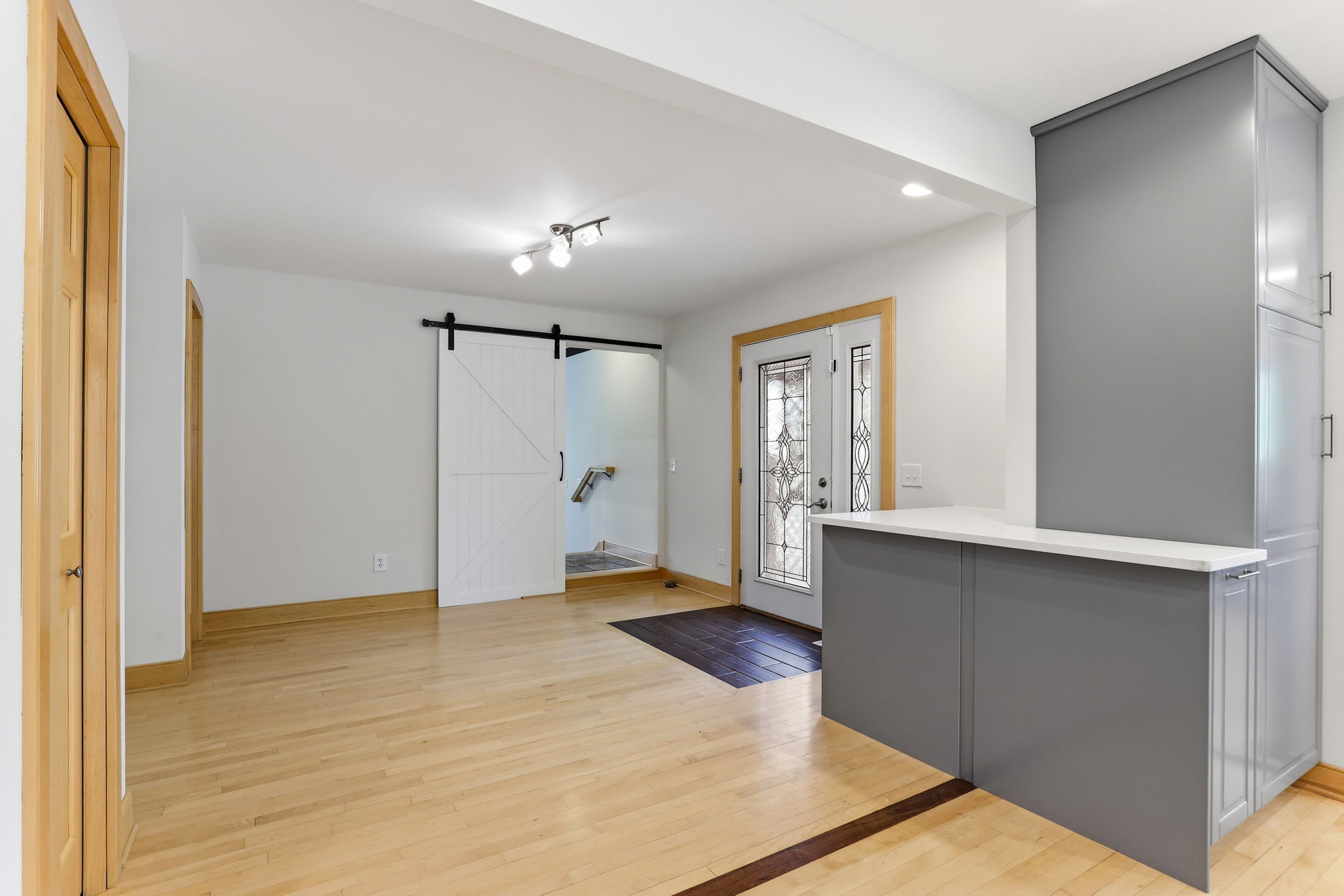  Photo 7
