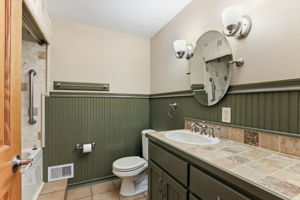  Photo 46