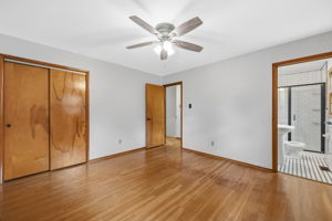  Photo 47