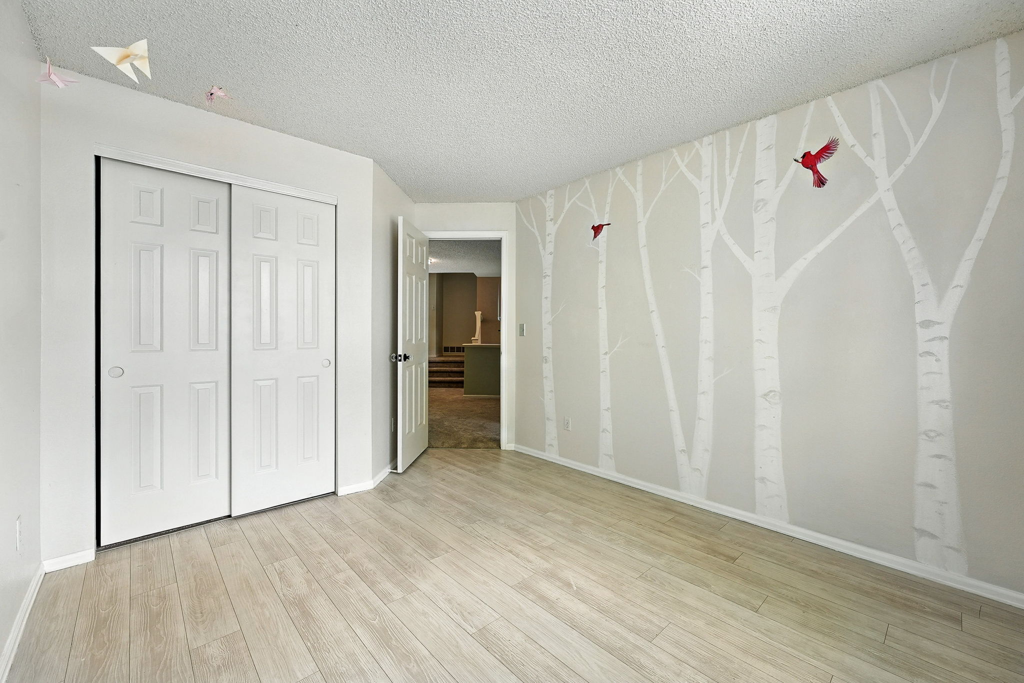  Photo 40