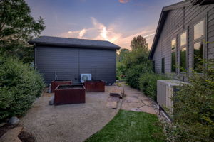  Photo 49
