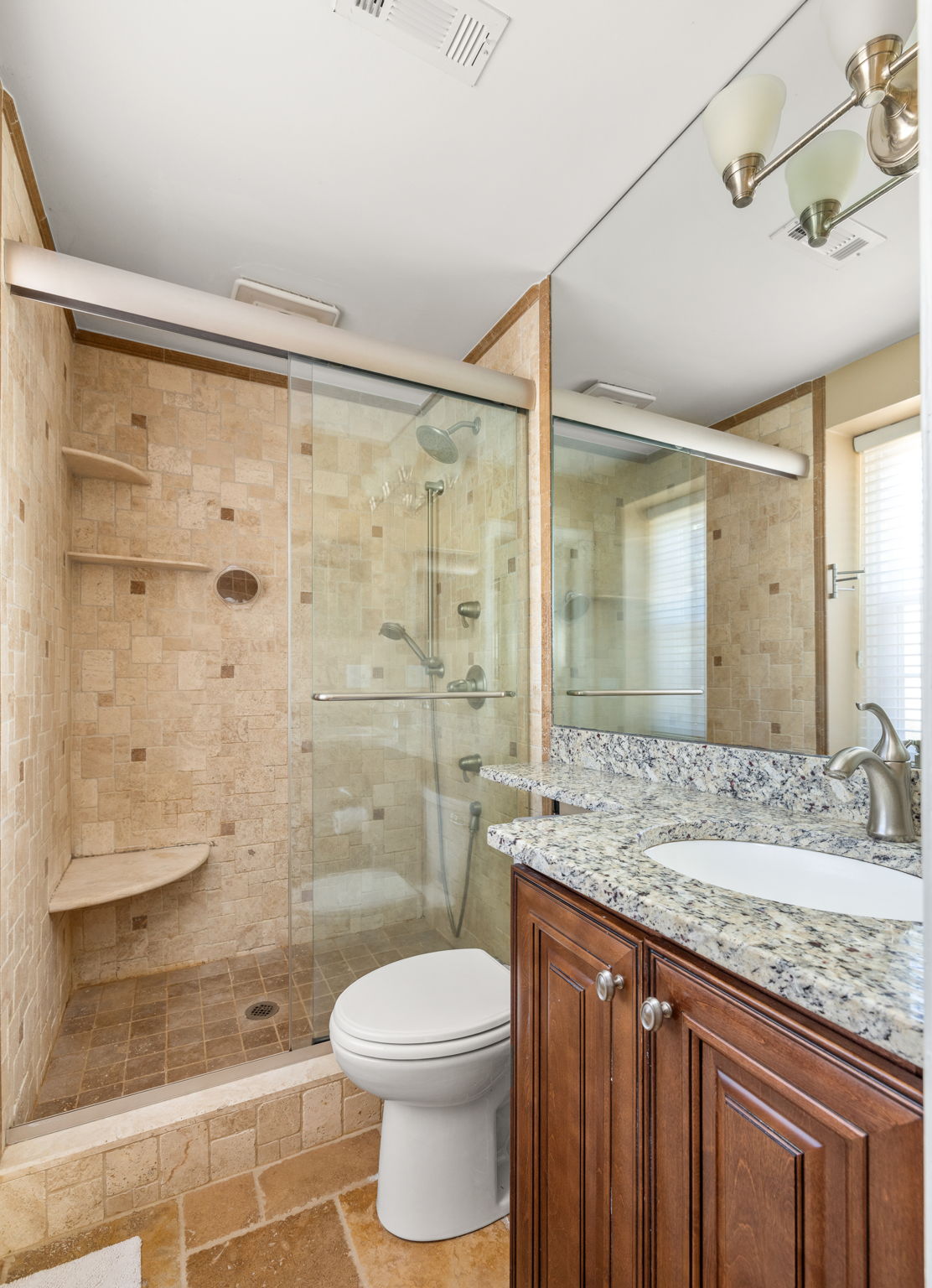 20260126_1095churchill_topping018