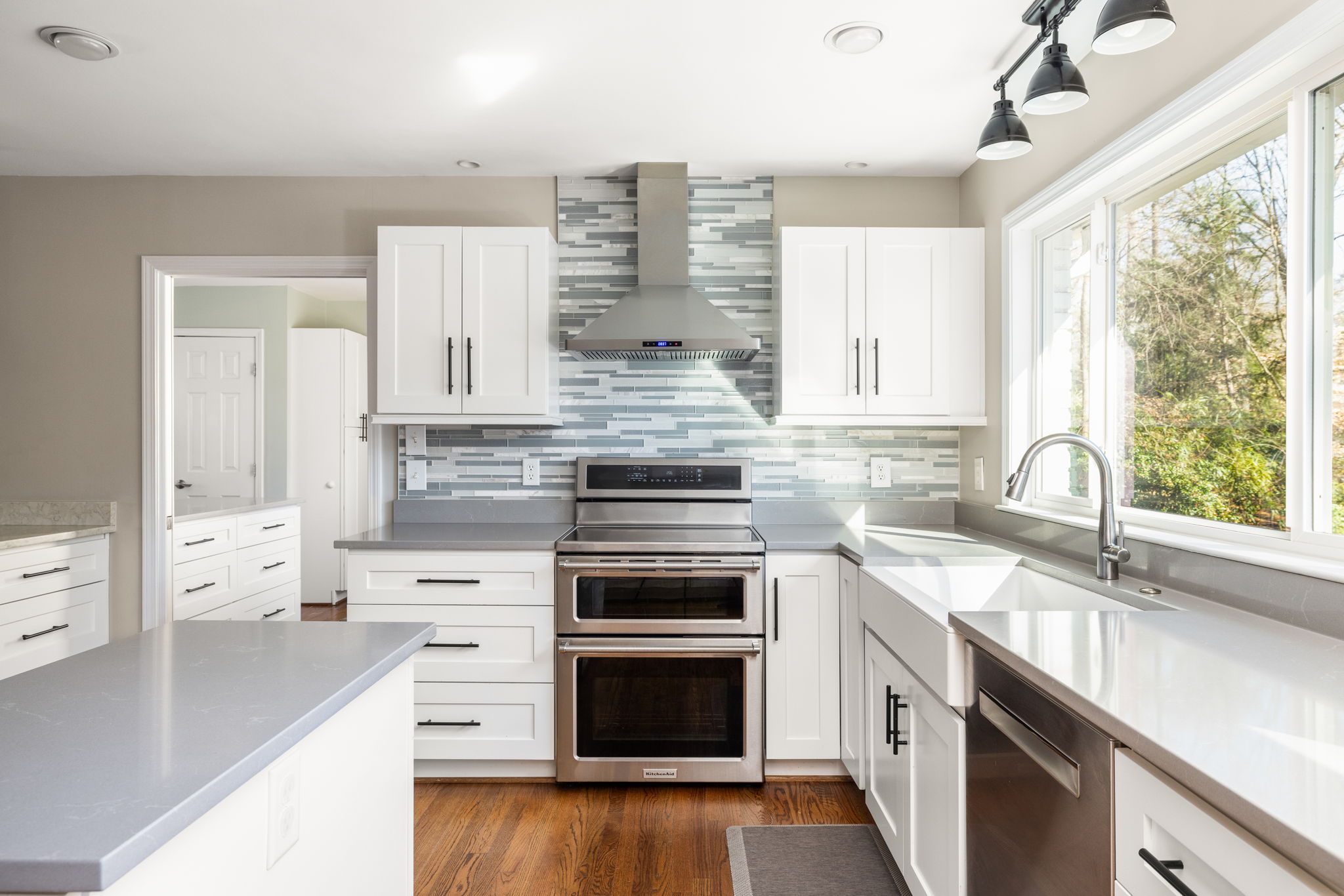 20260126_1095churchill_topping061