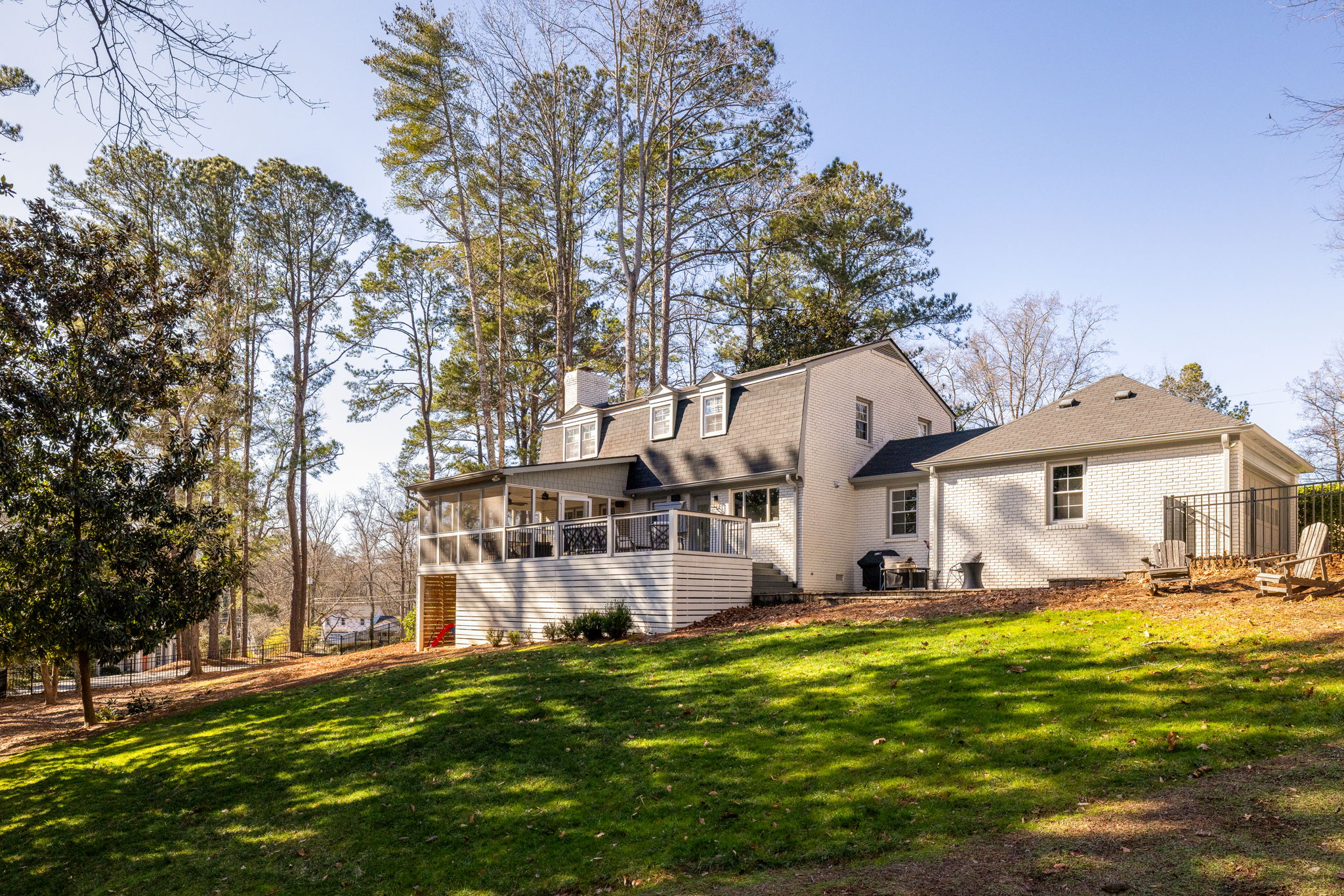 20260126_1095churchill_topping106