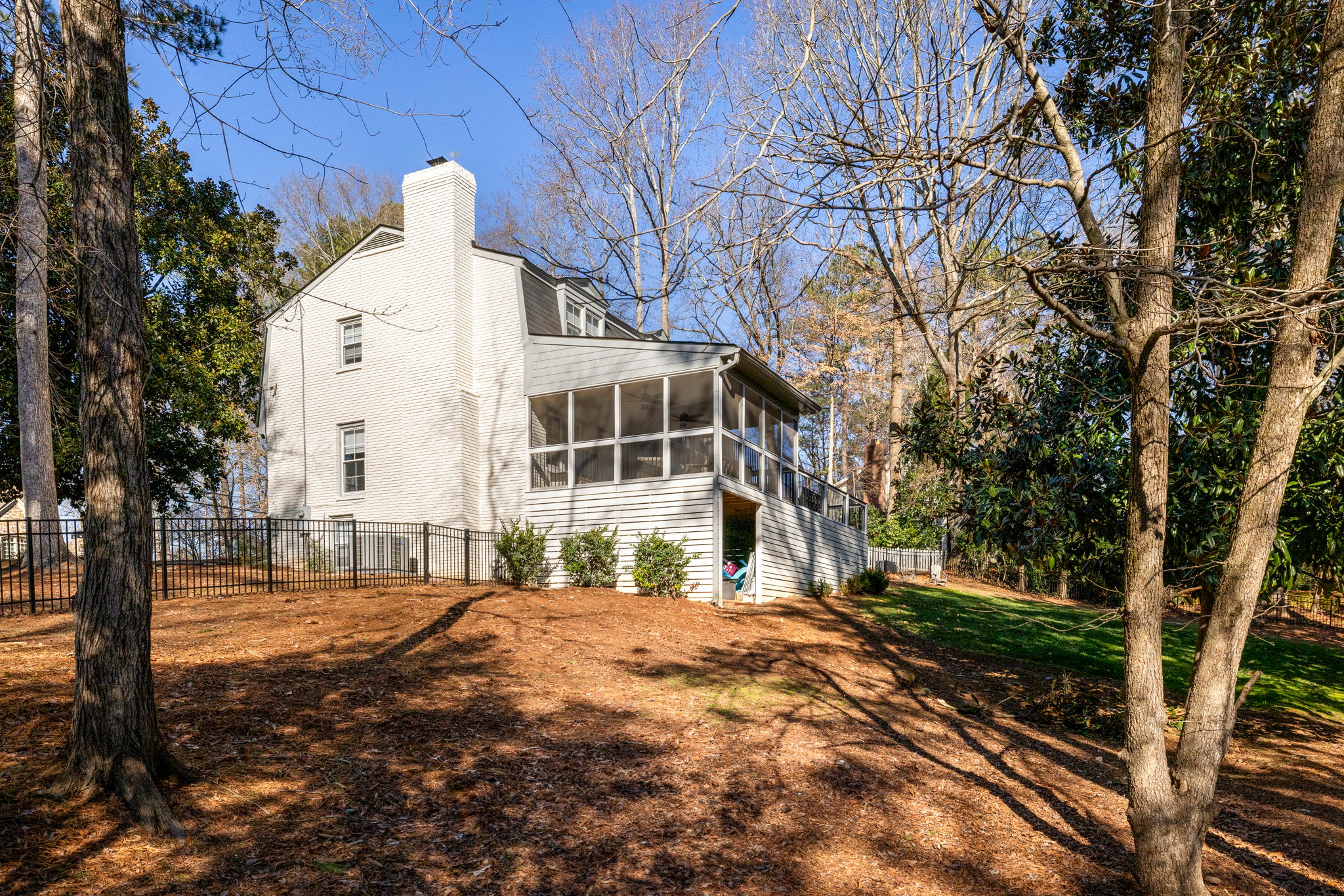 20260126_1095churchill_topping109