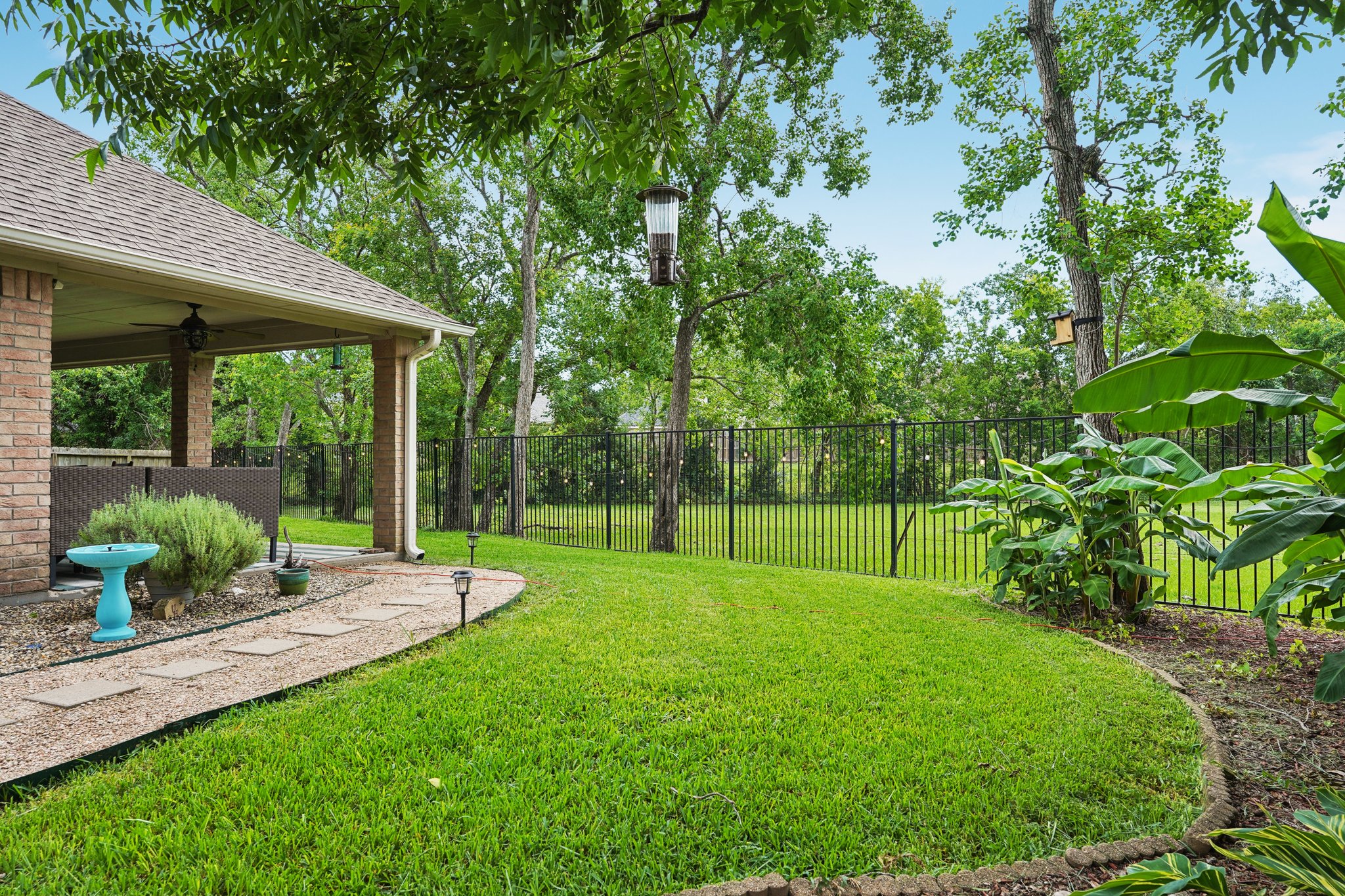Gladstone Dr-1606-038.jpg