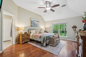 Gladstone Dr-1606-029.jpg