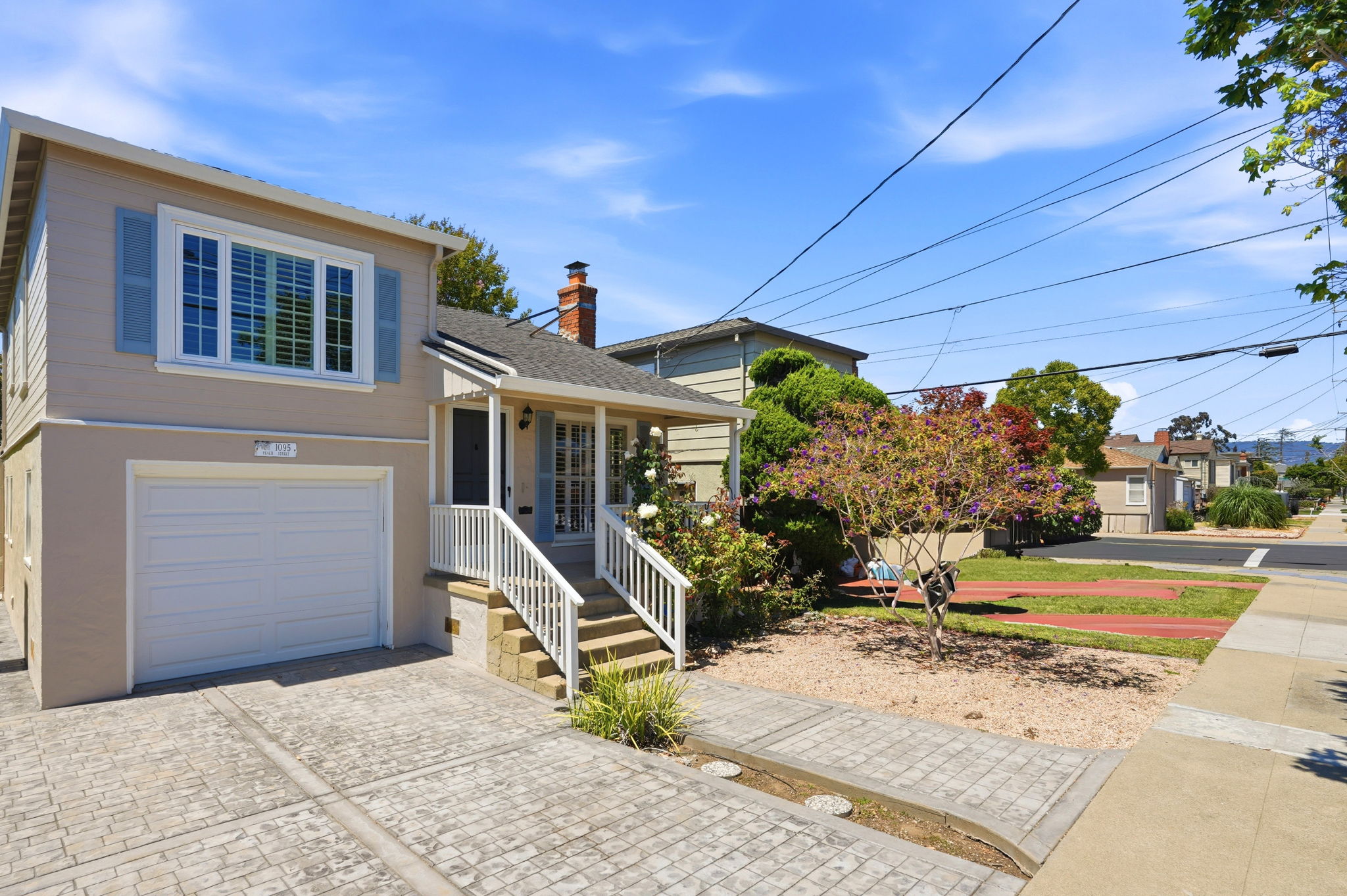 002_F8_1095 Peach St