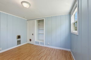 016_F8_1095 Peach St