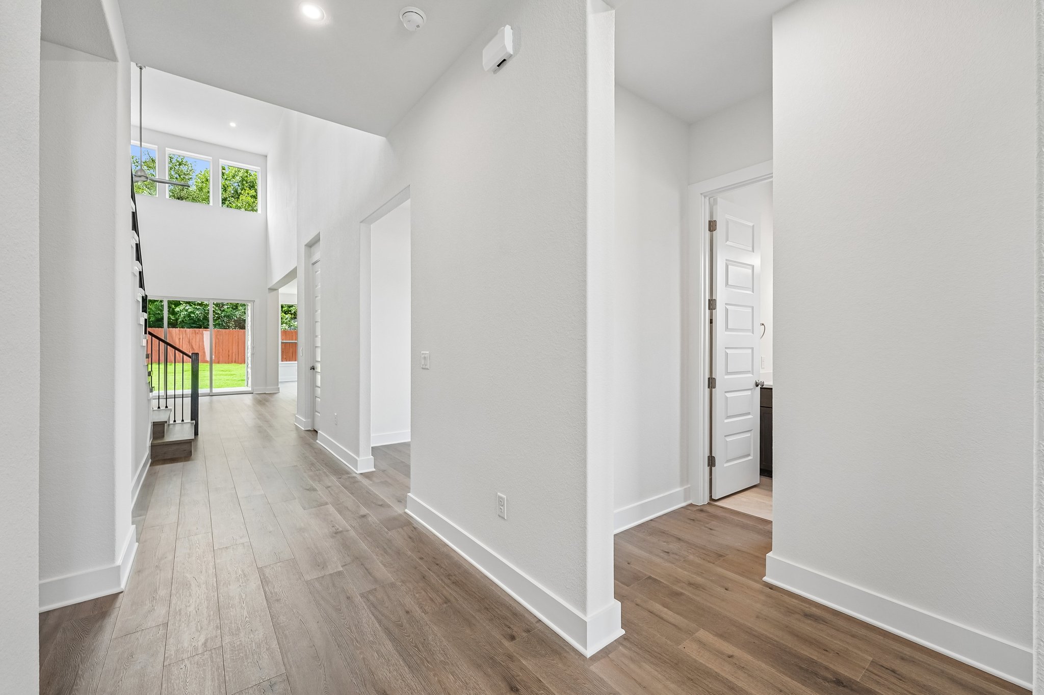 Sonata Pl-S2804-006.jpg