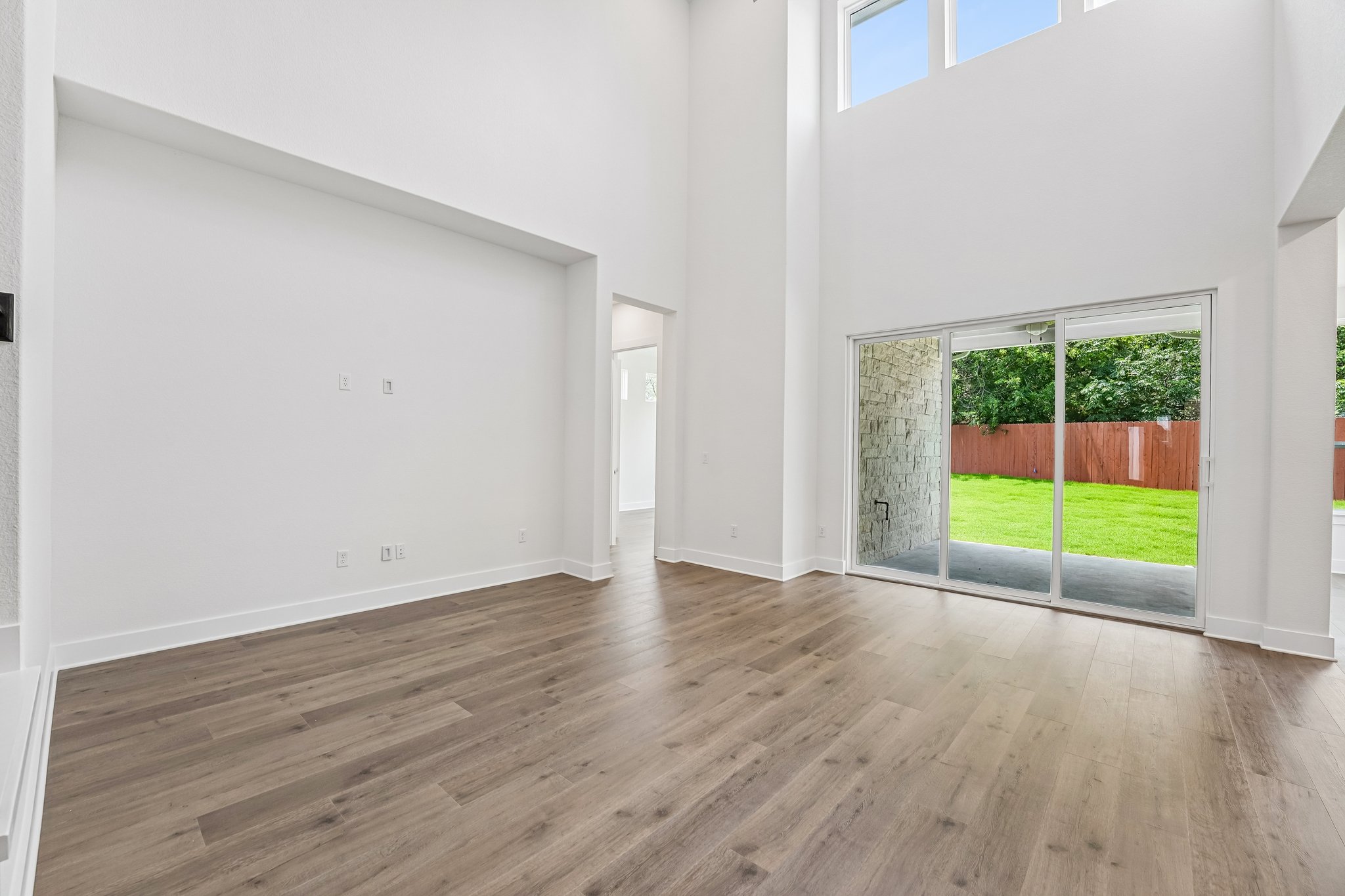 Sonata Pl-S2804-009.jpg