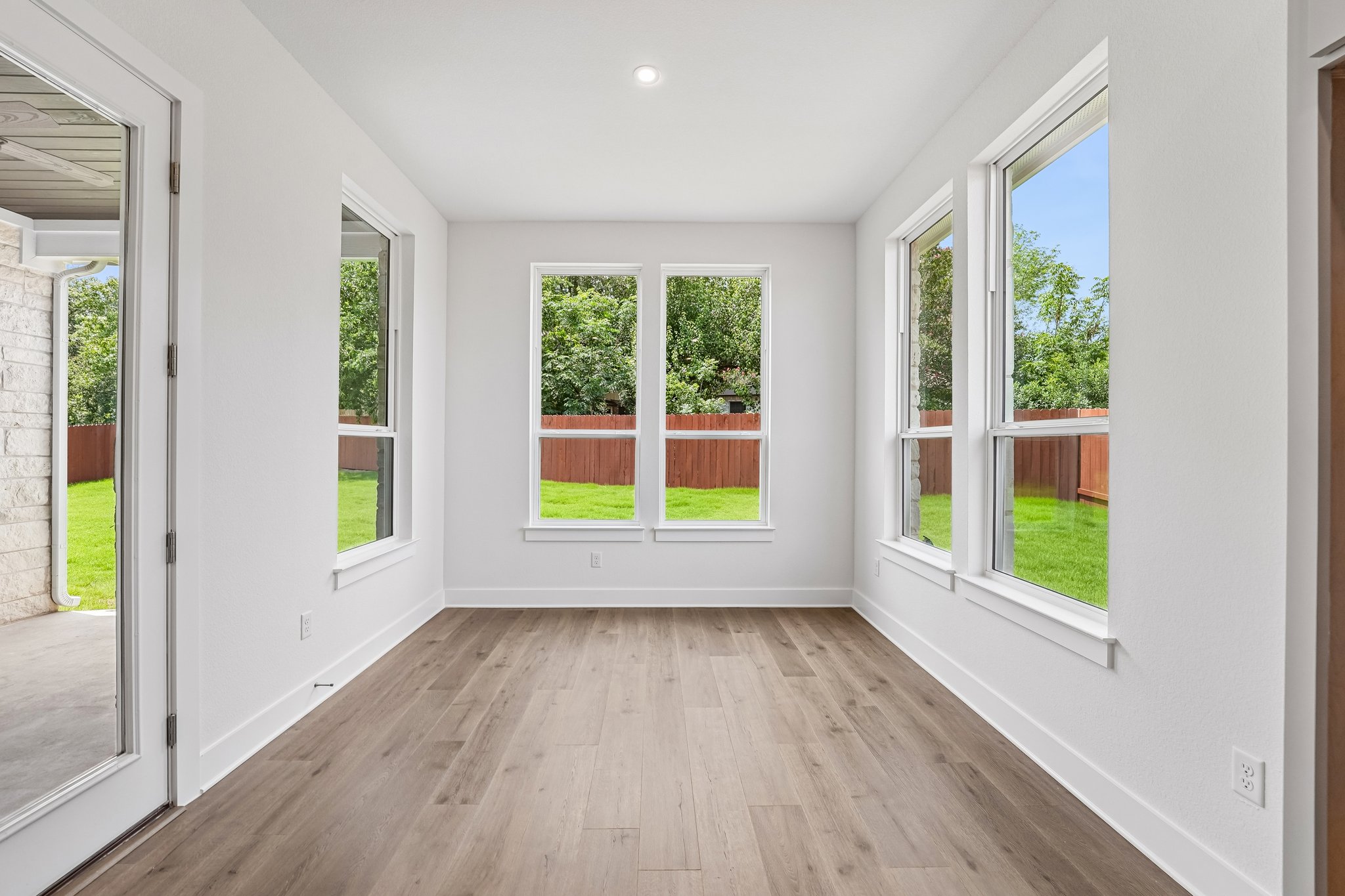 Sonata Pl-S2804-013.jpg