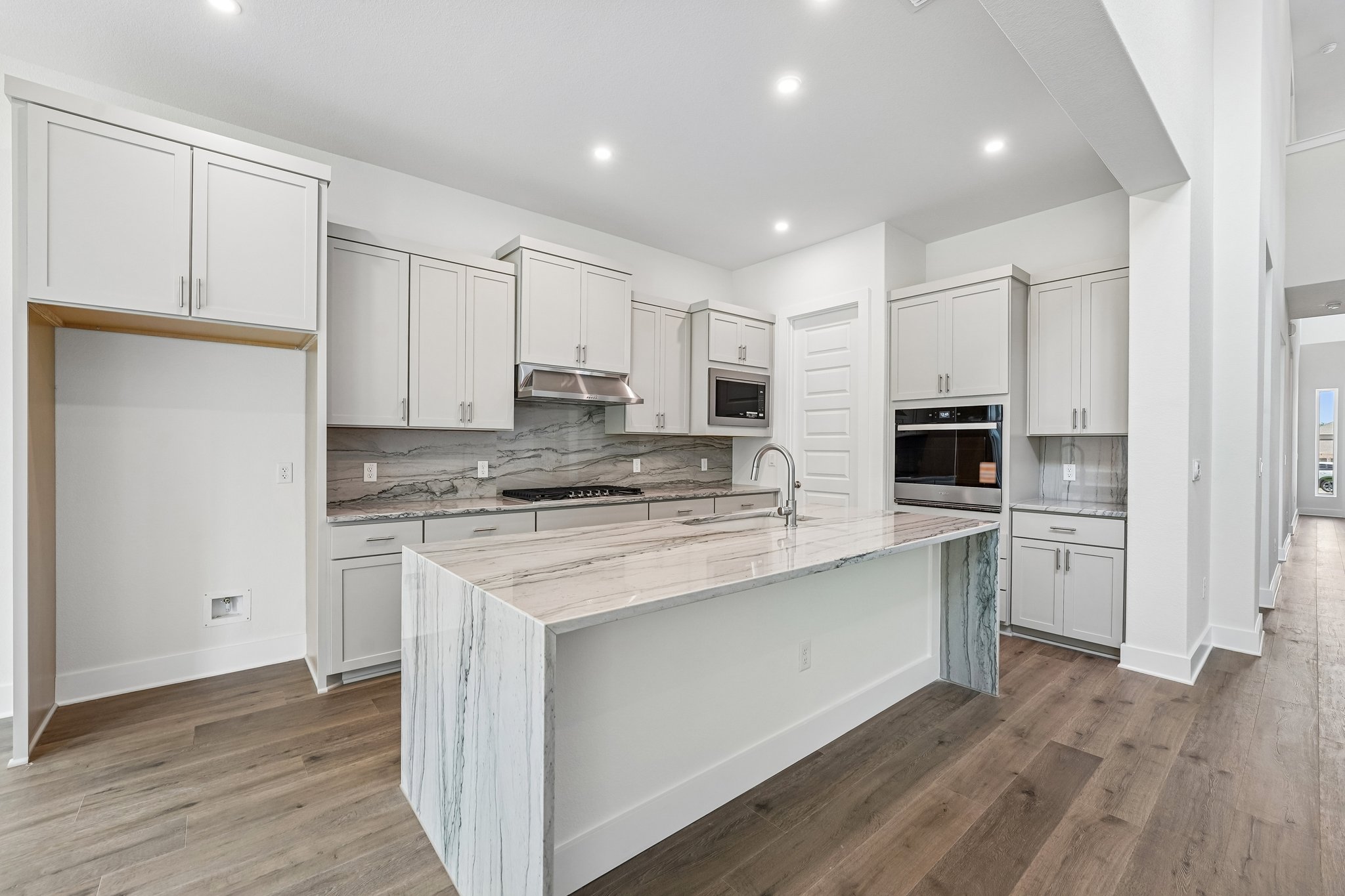 Sonata Pl-S2804-015.jpg