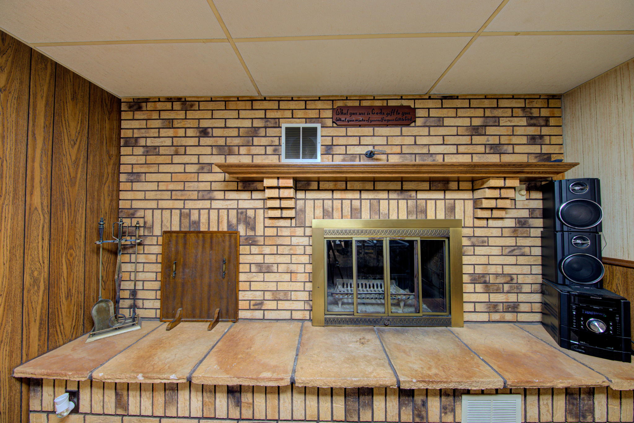 16 Family Room