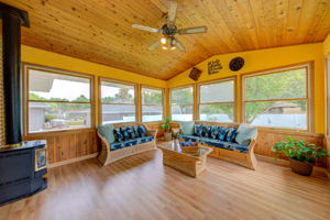 8 Sun Room