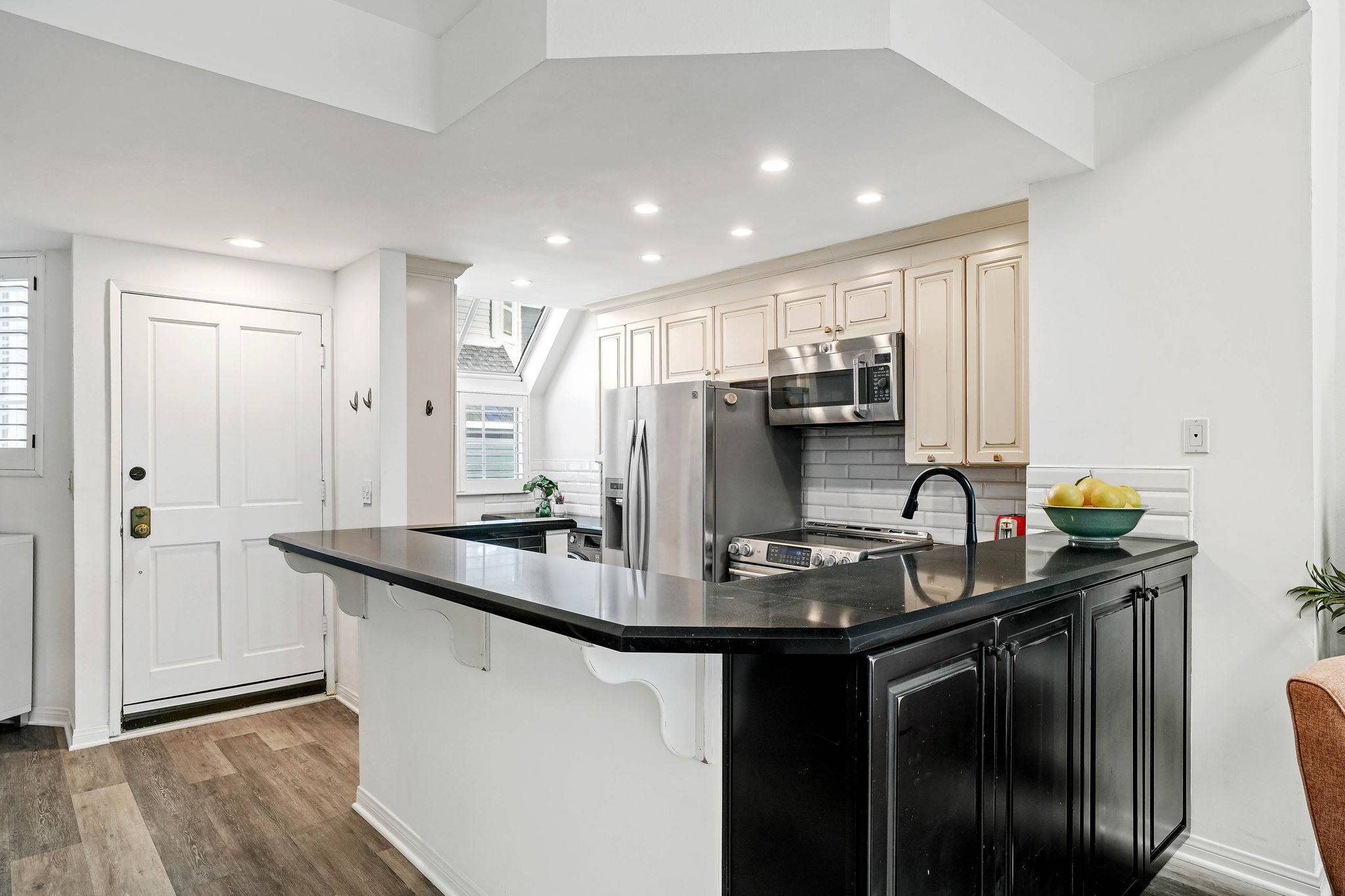 1097 Blanche Street # #304-9