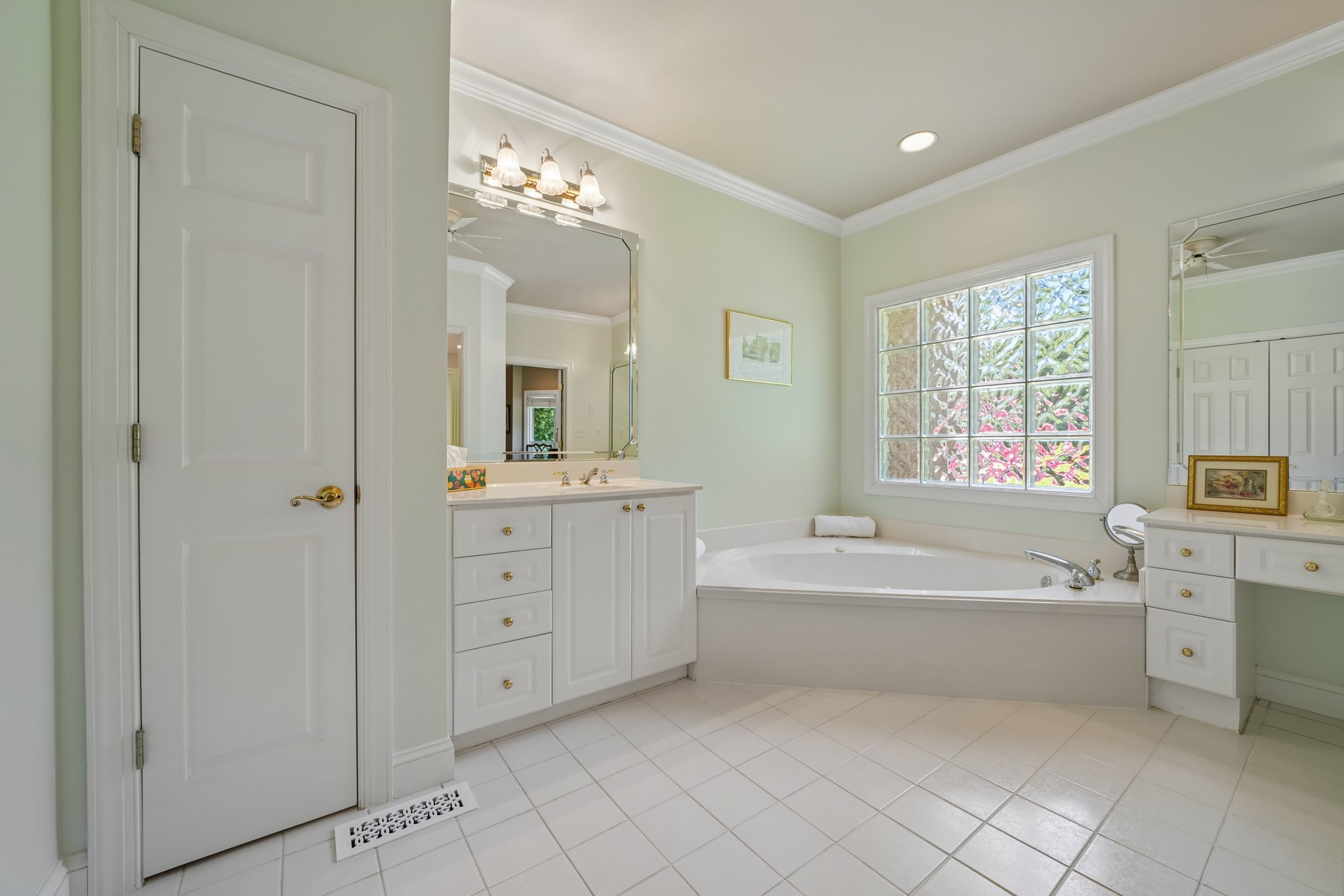 Saddle Creek Pkwy-S1505-051.jpg