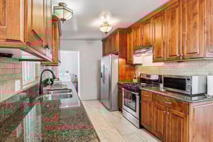 Wayside Ave-S0304-009.jpg