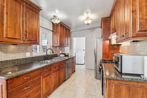 Wayside Ave-S0304-010.jpg