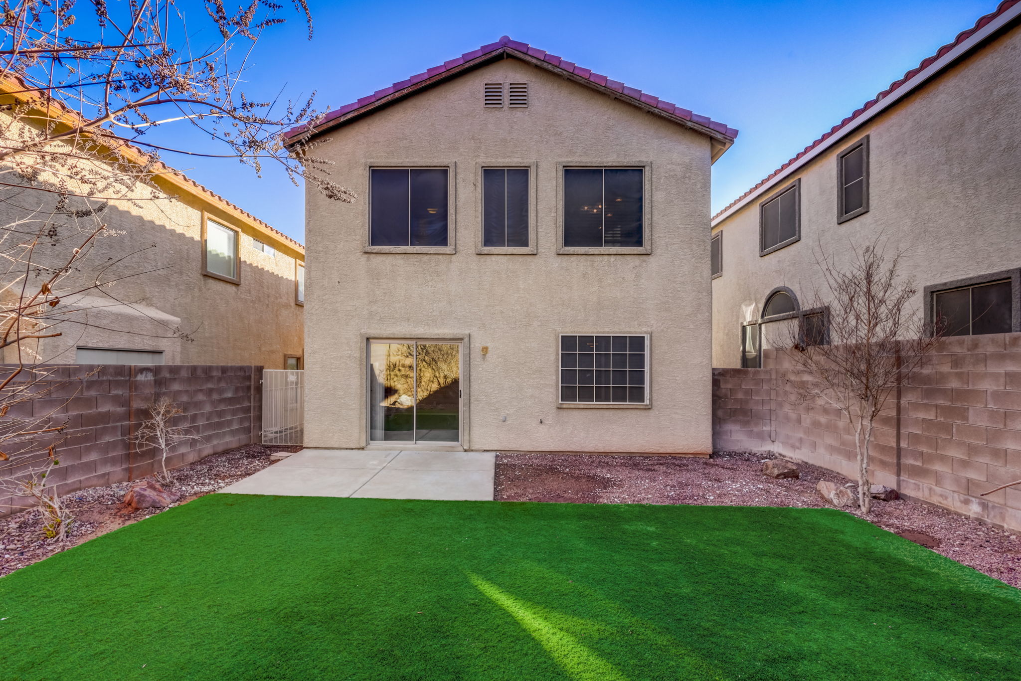 Newcastle Hills St-033