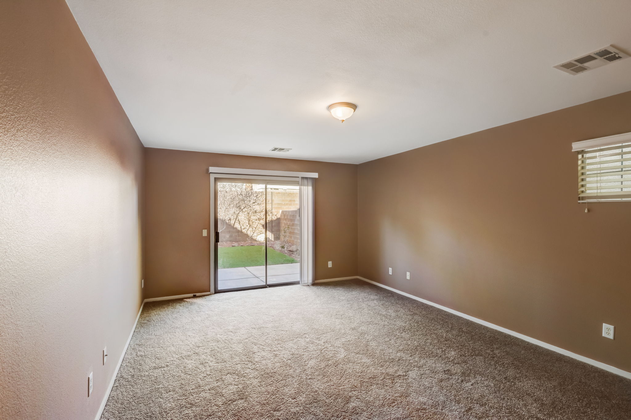 Newcastle Hills St-015