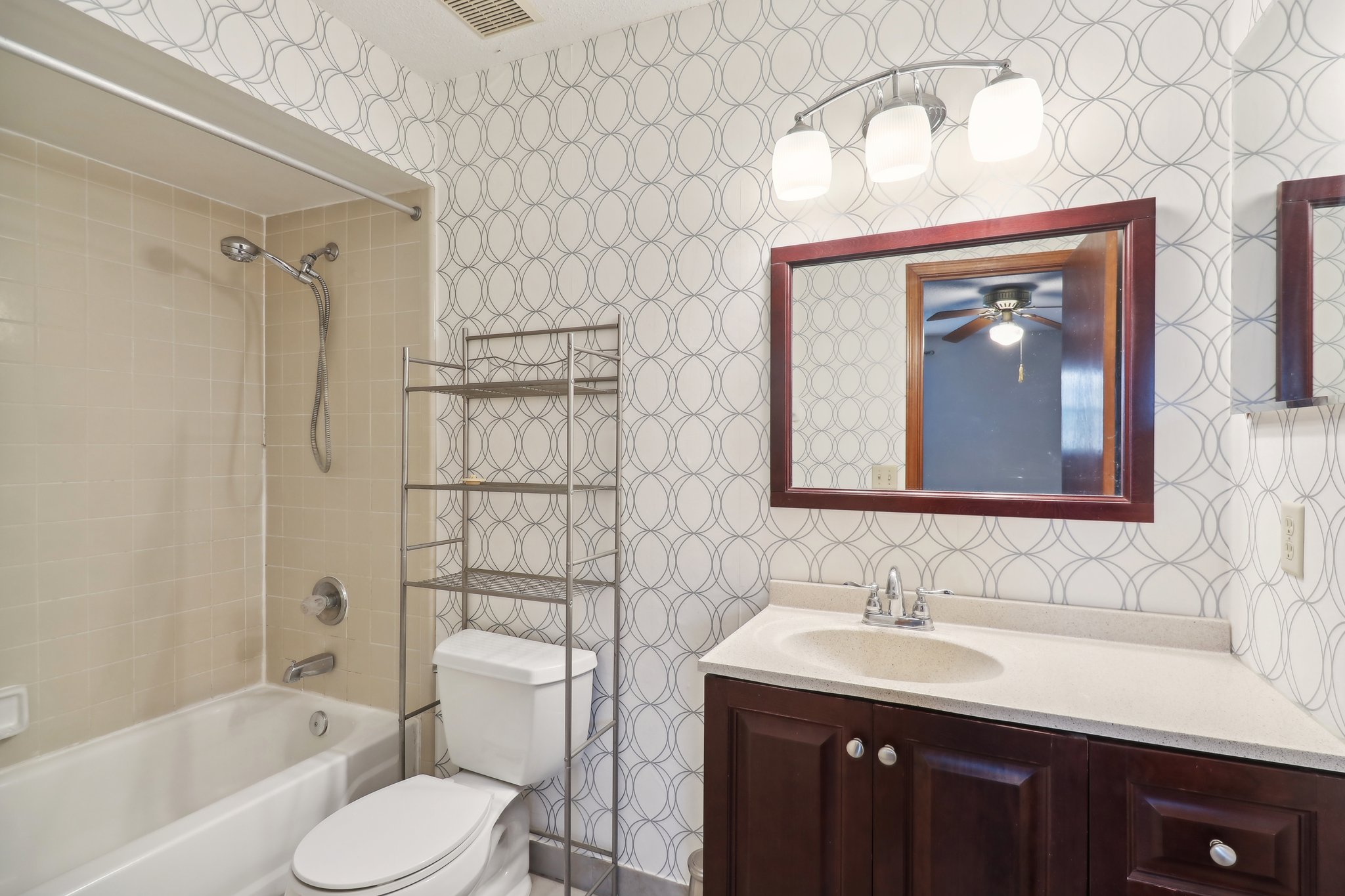 Peppermill Ln-018.jpg