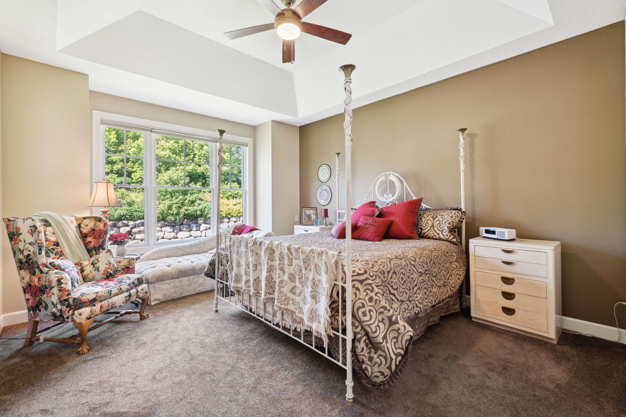 16_Interior