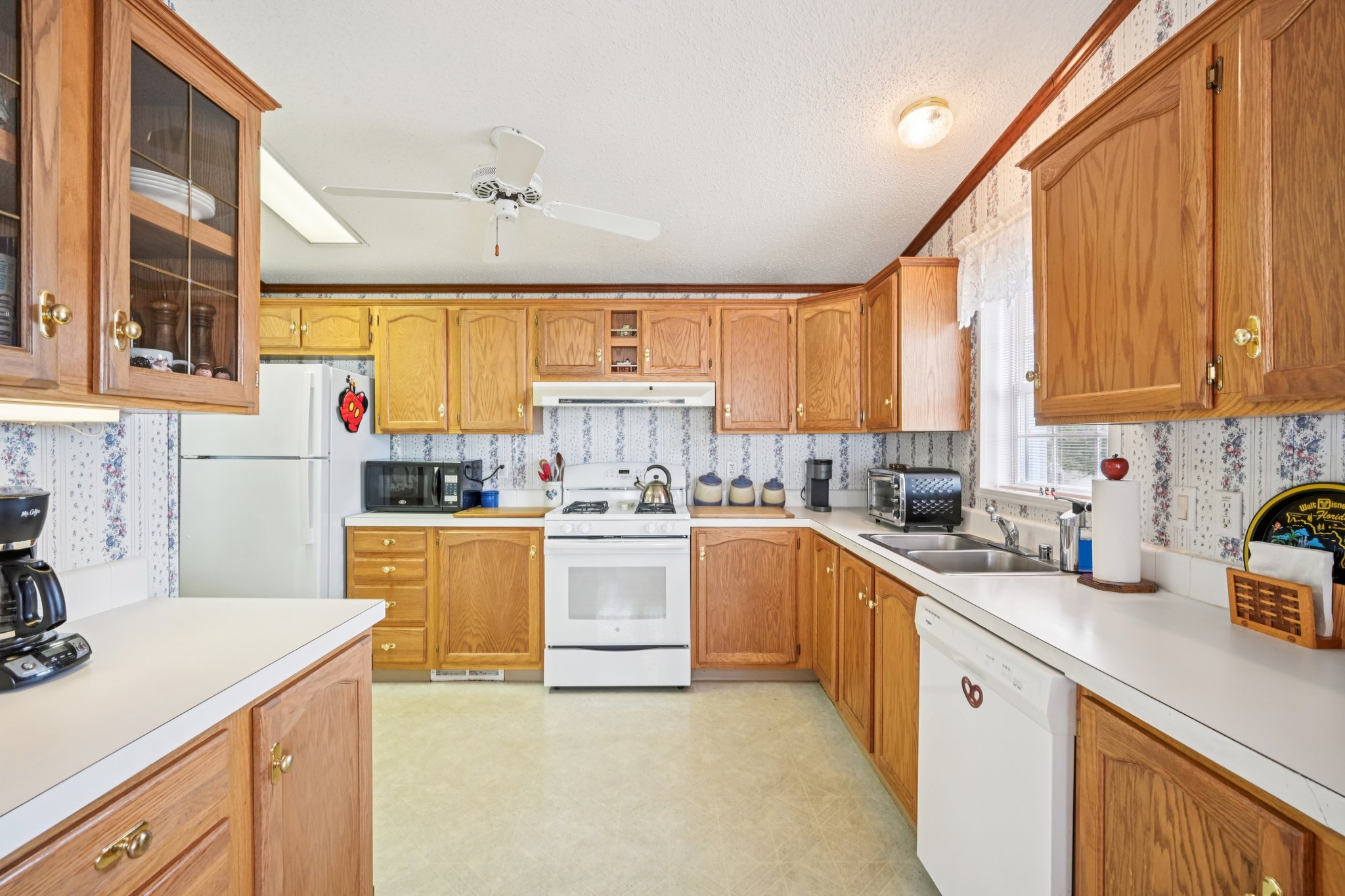 John F Kennedy Dr-S2110-017.jpg