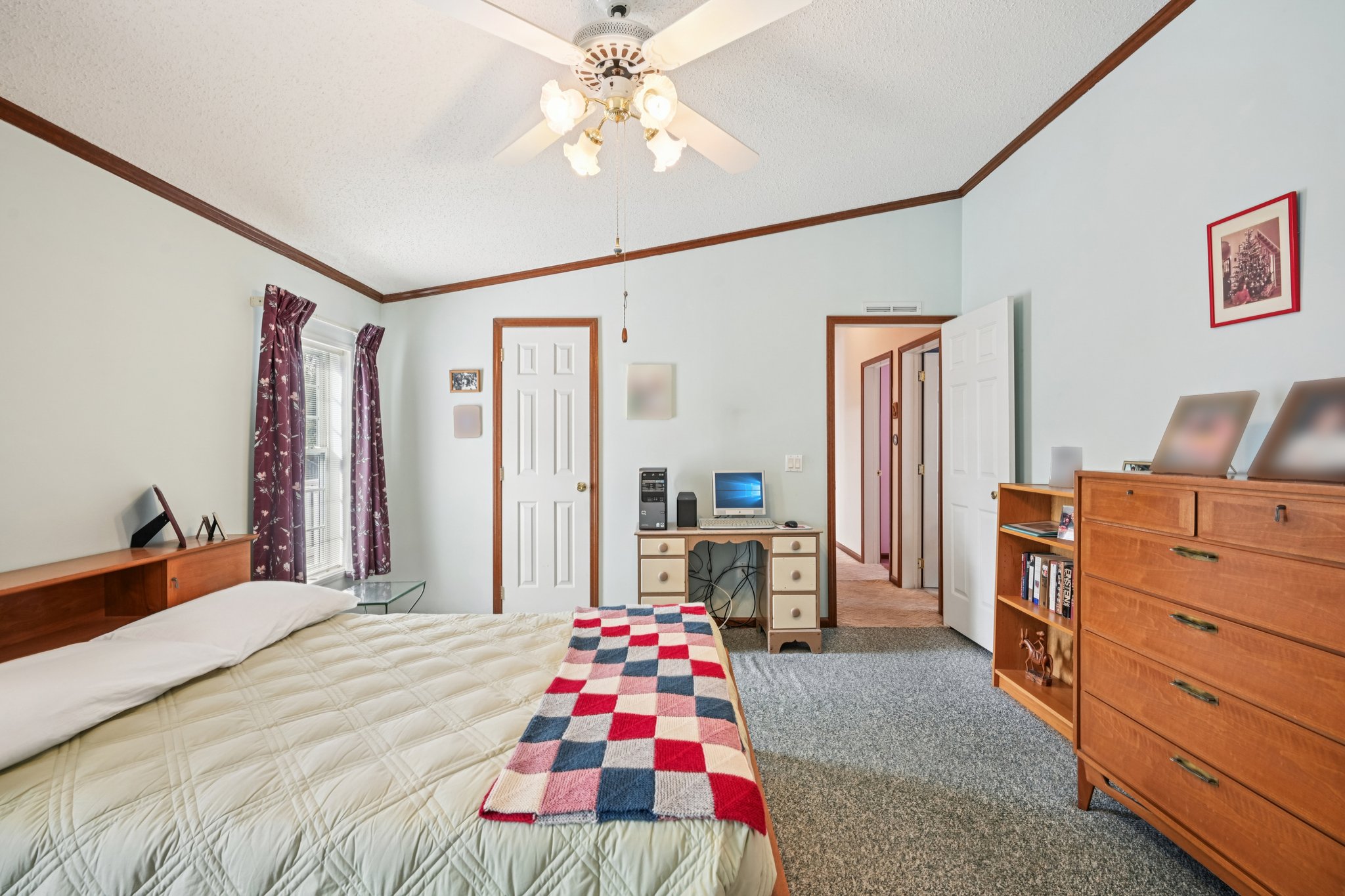 John F Kennedy Dr-S2110-023.jpg