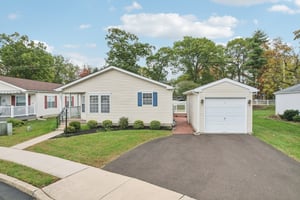 John F Kennedy Dr-S2110-045.jpg