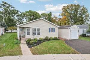 John F Kennedy Dr-S2110-046.jpg