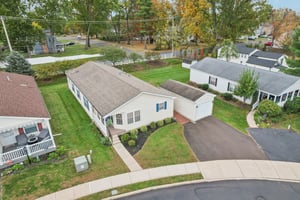 John F Kennedy Dr-S2110-047.jpg