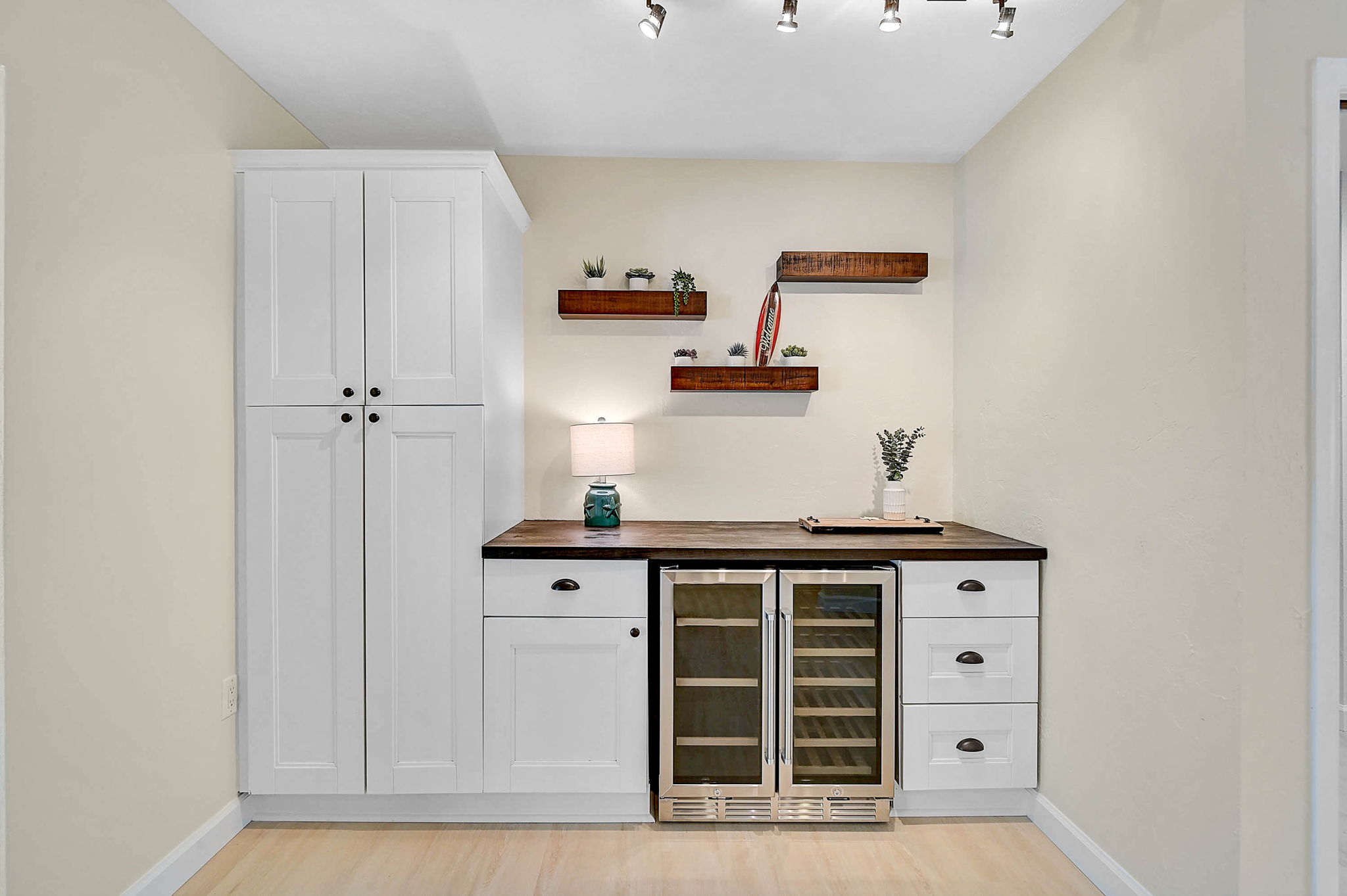 1099 Nokomis Ave S - NEW-12