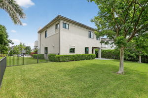 10990-8917