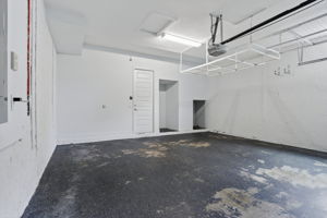 10990-9033