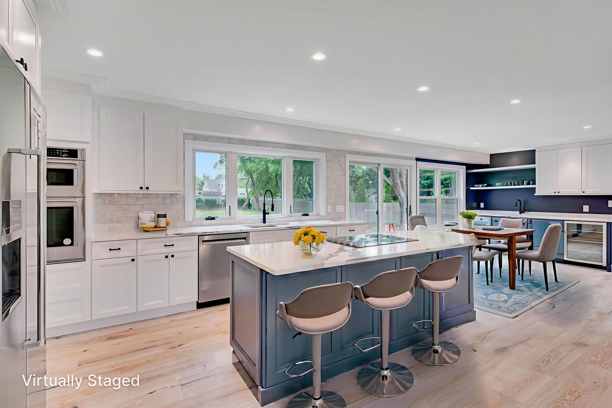 16532 Final 0023 virtually staged.jpeg