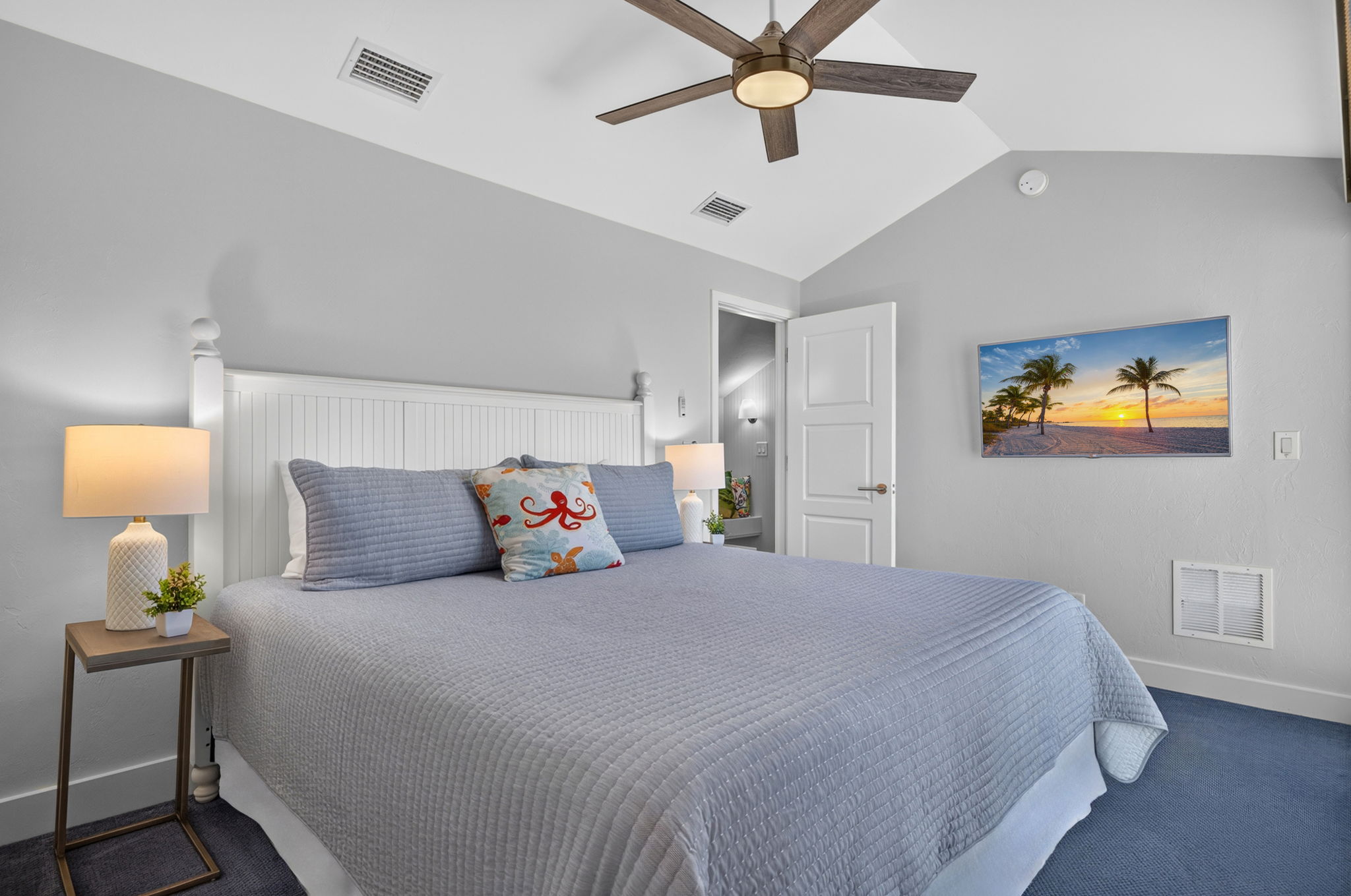 33-Guest Bedroom 1 - 1 of 2