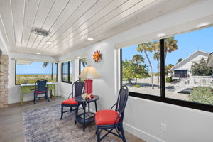 Breakfast Nook 1 of 2 - r