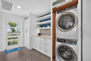 39-Laundry Room