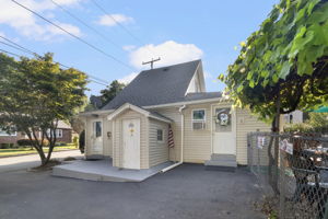  Photo 47