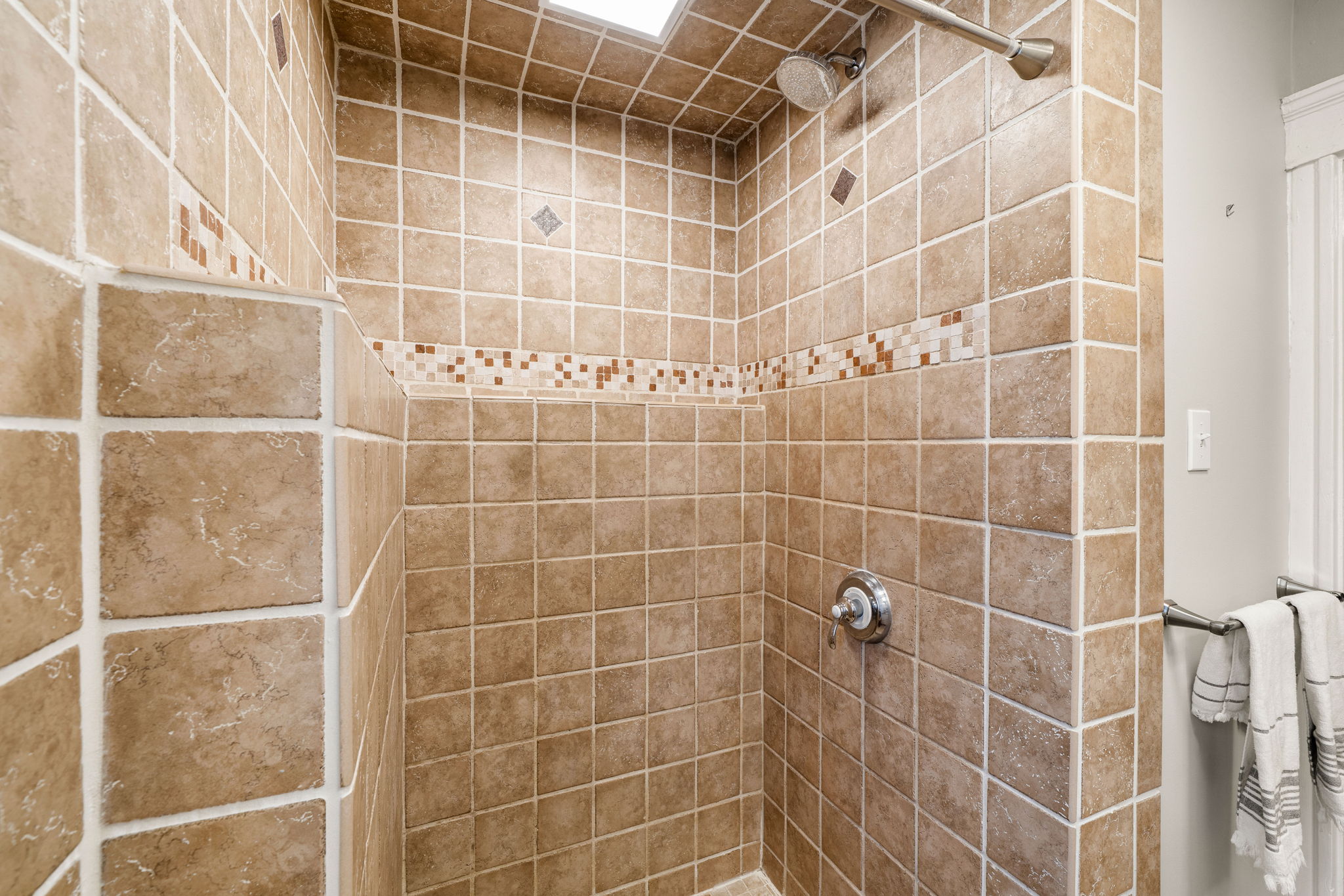 11 Evans Rd, Peabody, MA 01960, USA Photo 32
